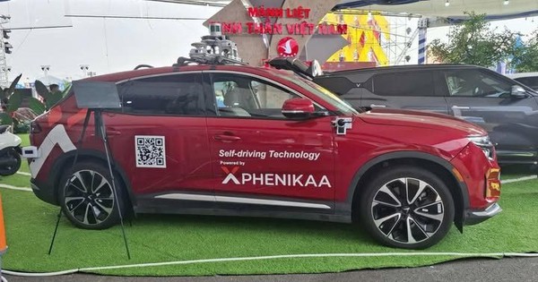 Tỷ phú Phạm Nhật Vượng bắt tay đại gia Hồ Xuân Năng thử nghiệm công nghệ tự lái trên xe VinFast