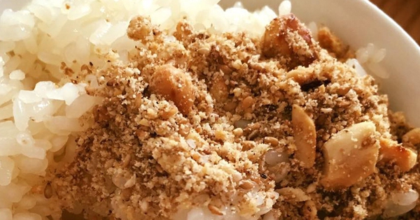 Mỗi ngày 1 thìa hạt này để chống lão hóa, 2 thìa bổ sung canxi: Phụ nữ dùng đều thì khỏi lo loãng xương, già nua