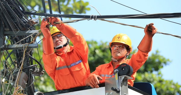 Đề xuất đưa khoản lỗ 44.792 tỉ đồng của EVN vào giá điện