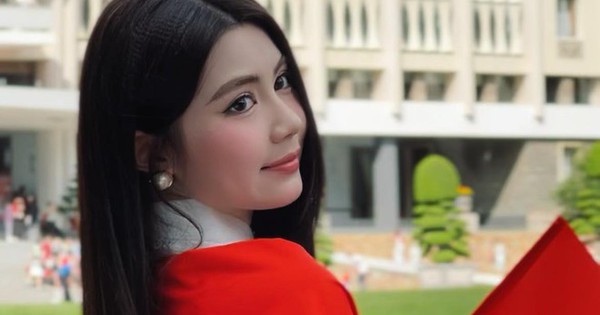 Ái nữ MC Quyền Linh khoe chân dài, dáng xinh, diện đồ bóng rổ rộng thùng thình vẫn xinh bất chấp