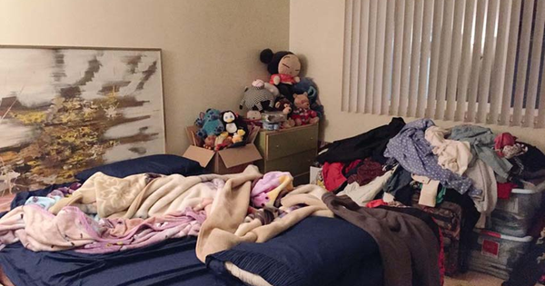 Người EQ thấp hay để 5 thứ này trên giường