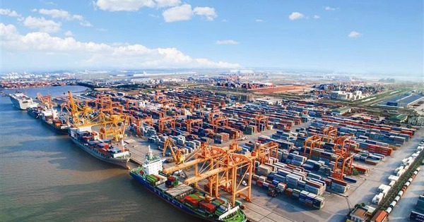 Loạt cảng biển Lạch Huyện, Cái Mép – Thị Vải, Liên Chiểu, Cần Giờ… giúp một loại hình bất động sản Việt Nam “đón sóng” đầu tư mới