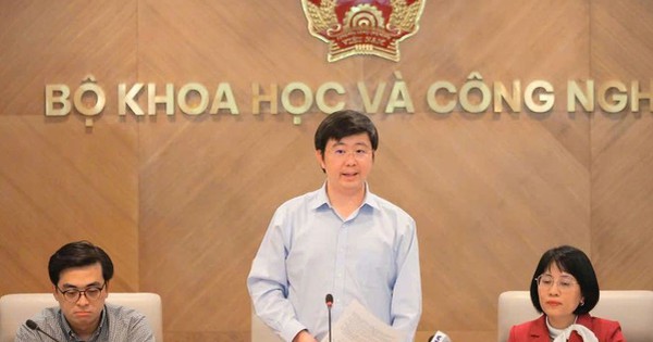 Hướng tới 100% dịch vụ công thiết yếu ứng dụng AI từ năm 2026