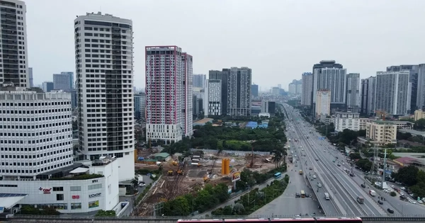 Nhìn lại những thương vụ sang tay, đổi chủ "đất vàng" năm 2025