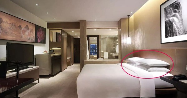 Vì sao giường ở khách sạn thường có 4 chiếc gối? Mục đích đặc biệt nhiều người đã bỏ qua