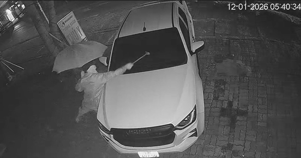 Truy tìm người đập phá ô tô ở Nghệ An