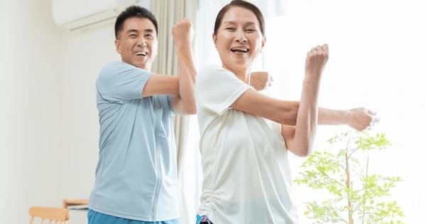 Tìm ra 4 bài tập tốt nhất để kéo dài tuổi thọ, đẩy lùi lão hóa hiệu quả cho người sau 50 tuổi: Không phải chạy bộ hay đạp xe