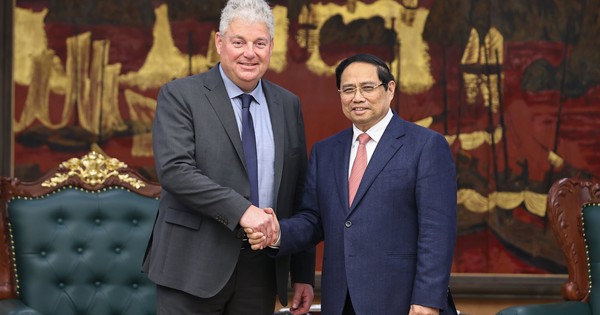 Thủ tướng đề nghị Tập đoàn bán dẫn hàng đầu thế giới hỗ trợ Viettel, FPT, VSAP Lab