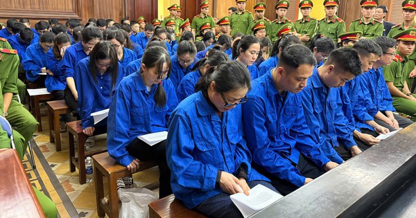 Hình ảnh 100 bị cáo hầu tòa tại TPHCM trong vụ 