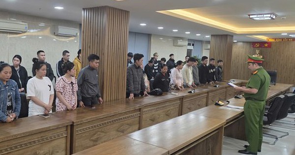 Điều tra dòng tiền chảy qua nhiều tài khoản ngân hàng, không ghi rõ nội dung, giao dịch liên tục ngày đêm