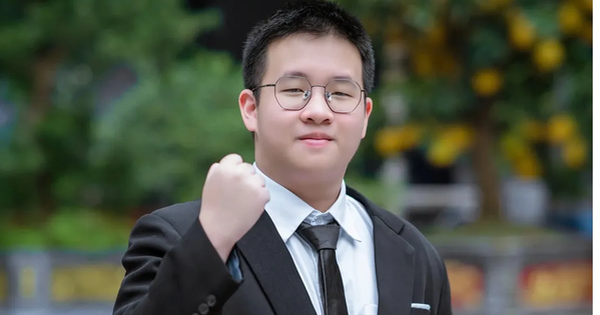 Profile ‘khủng’ của thí sinh lớp 10 duy nhất đoạt giải Nhất môn toán ở kì thi HSG Quốc gia: 15 tuổi đã có 50 giải thưởng Toán học trong nước và quốc tế