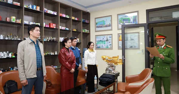 Gần 200 đồng loạt khám xét 5 địa điểm trong chuyên án đặc biệt lớn, khởi tố Tổng giám đốc Đoàn Trung Đức