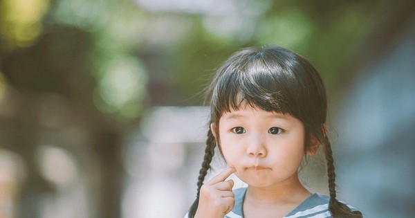 5 hành động tưởng hiếu thảo nhưng thực chất lại là biểu hiện rất đáng lo ở trẻ