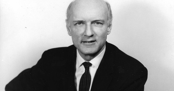 Năm 1960, một nhà vật lý dự báo thế giới sẽ đi đến hồi kết vào năm 2026