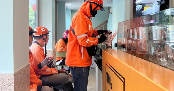 Làm việc xuyên Tết Dương lịch để có thêm thu nhập, bớt lo chi tiêu