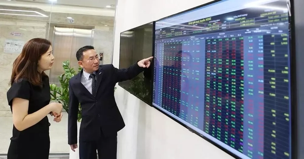 Nhà đầu tư chốt lời cổ phiếu doanh nghiệp nhà nước