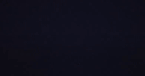 Ông Zelensky tiết lộ: Ukraine tiêu tốn gần 100 triệu USD tên lửa trong đêm để chặn đòn oanh tạc của Nga