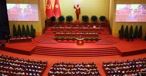 Chi tiết quy trình bầu Bộ Chính trị, Tổng Bí thư, Ban Bí thư khóa mới