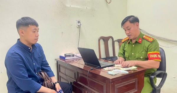 Phát hiện hàng loạt tờ tiền từ 50K-500K nằm chơ vơ ở khay tiền của cây ATM MB Bank: Công an dùng nhiều biện pháp nghiệp vụ vào cuộc