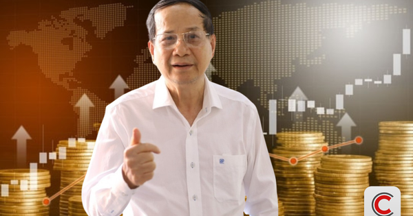 Giá vàng tiến sát mốc 5.000 USD/ounce, chuyên gia khuyến nghị nóng "không nên bán toàn bộ vàng"