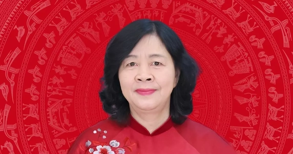 Chân dung Ủy viên Bộ Chính trị khóa XIV, Chủ tịch Ủy ban Trung ương MTTQ Việt Nam Bùi Thị Minh Hoài