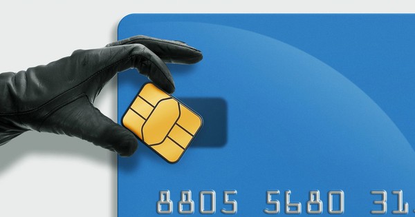 Khuyến cáo thủ đoạn tráo chip trên thẻ ngân hàng để chiếm đoạt tiền