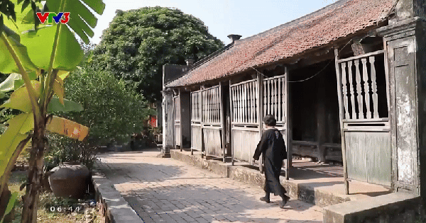 NSƯT duy nhất đổi đời nhờ bị cả nước chê xấu, nhan sắc ngoài đời ăn đứt trên phim