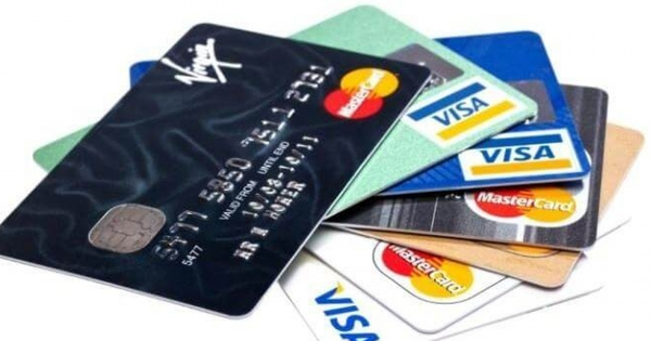 Vì sao thẻ tín dụng nói miễn lãi 45 ngày nhưng bạn vẫn bị tính lãi?