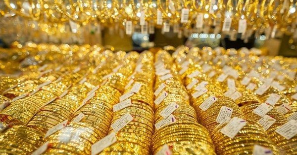 Giá vàng sẽ còn tăng đến bao giờ?