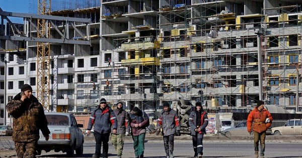 Gặp khó, Nga ‘bắt tay’ với nền kinh tế 4,5 nghìn tỷ USD, tìm cách xả bớt tiền của nước đối tác