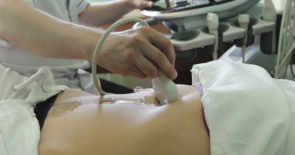 Người phụ nữ 60 tuổi mắc ung thư gan, một nửa gan là mỡ vì ngày nào cũng ăn 2 món "vạn người mê"