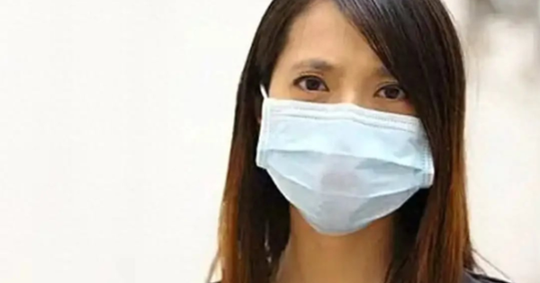 Người phụ nữ chuyển khoản nhầm hơn 9 tỷ đồng, tòa án yêu cầu người nhận trả lại nhưng ngân hàng ngăn cản: "Chuyện không đơn giản như vậy"