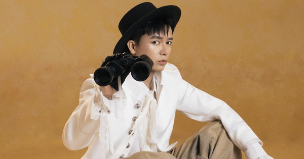 Nhạc sĩ đắt show nhất Việt Nam: Cháy vé fanmeeting tính bằng phút, được Giám đốc Sở VH-TT-DL khen thưởng