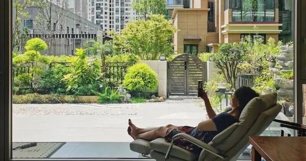 Bất chấp mọi lời khuyên, mua căn hộ tầng một có sân: Sáu tháng sau, chủ nhân phải bật khóc khi rao bán lại