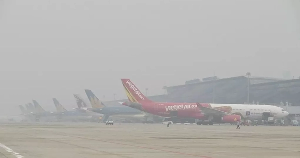 13 chuyến bay tại Nội Bài không thể cất - hạ cánh sáng nay