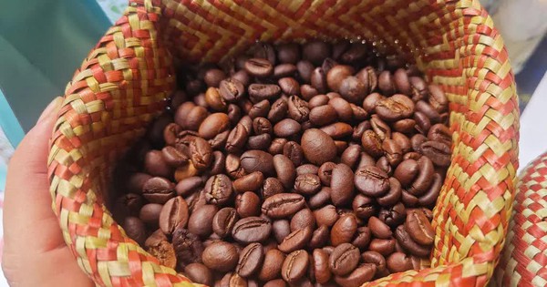 Giá cà phê bật tăng mạnh