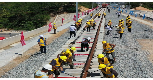 Thà chịu chi phí gấp đôi chứ không chọn Trung Quốc, đường sắt 40 tỷ USD nguy cơ đắp chiếu, khó khởi công nhắm công nghệ nào?