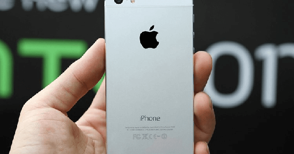 Tưởng đã bị bỏ rơi, hàng triệu người dùng iPhone đời cũ bất ngờ đón tin vui