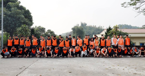 100 cảnh sát khám xét, bắt giữ băng nhóm chiếm đoạt hơn 300 tỉ đồng của hàng ngàn người