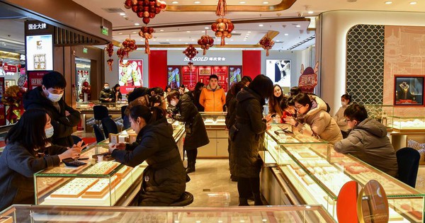 Bán vàng cho bạn vay 500 triệu đồng, vài tháng sau chủ nợ đòi trả 1,1 tỷ: “Vàng tăng nên phải trả theo giá thị trường”