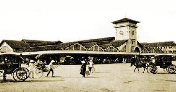 Cảnh tượng ngay lúc này tại khu chợ hơn 100 tuổi giữa TP.HCM: Nhiều người không tin vào mắt mình