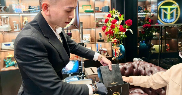 “Minh Triệu - Cơ sở thu mua đồng hồ vàng đúc - vàng khối giá tốt”