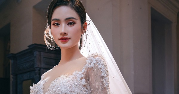 Đã rõ thời điểm Hoa hậu nhà Sen Vàng mong muốn tổ chức đám cưới