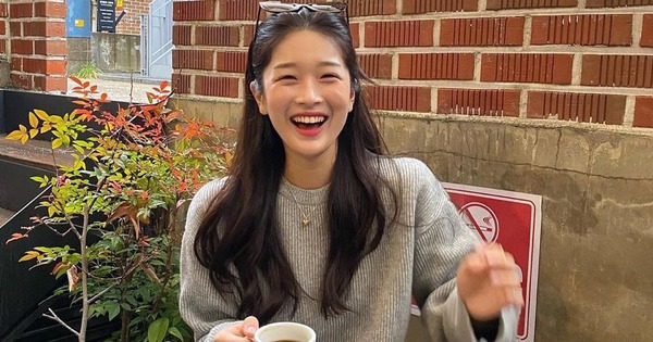 Đi làm 10 năm nhưng vẫn là nhân viên, tôi nhận ra tiền quan trọng hơn danh xưng