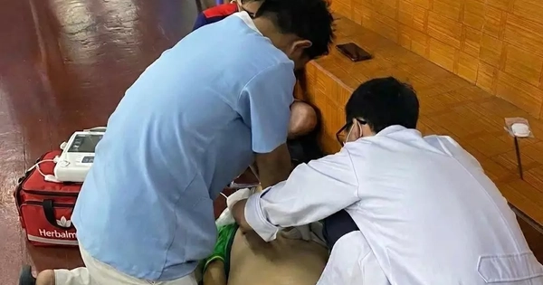 Ngưng tim khi chơi cầu lông, bác sĩ chỉ ra 'tử huyệt' và cách phòng ngừa