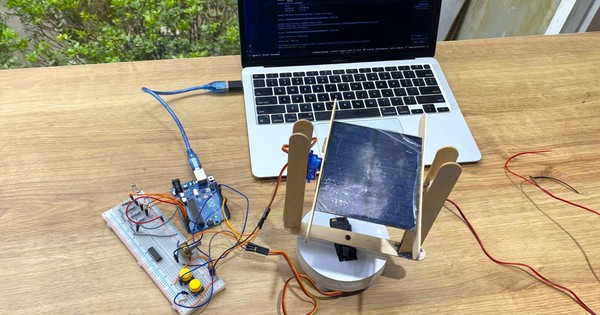 Sinh viên năm nhất làm chủ hệ thống theo dõi mặt trời – tín hiệu mới từ đào tạo bán dẫn