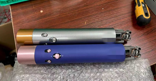 Triệt phá đường dây sản xuất máy sấy tóc thương hiệu nổi tiếng, nhiều người Việt ưa chuộng: sản xuất chỉ 500k nhưng bán ra giá 9 triệu đồng