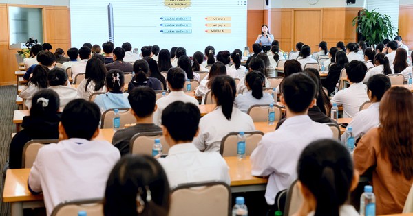 SACOMBANK dành hơn 4,3 tỷ đồng tiếp tục trao học bổng “ươm mầm cho những ước mơ”