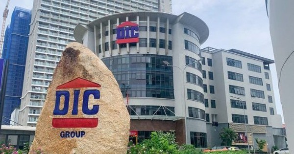 Chủ tịch một công ty bất động sản và mẹ ruột bị bán giải chấp 1,23 triệu cổ phiếu