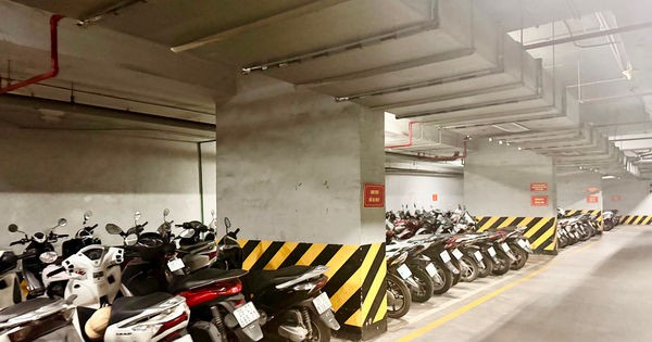 Bổ sung trạm sạc xe điện tại chung cư: Cần rà soát đồng bộ hạ tầng